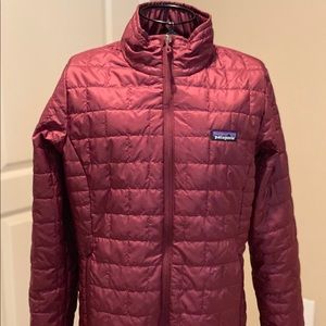 Patagonia women’s Nano Puff Medium